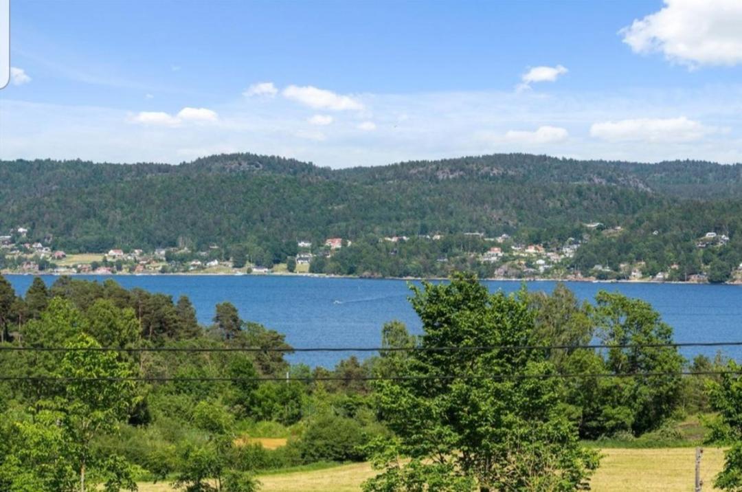 Blue House Brevik Porsgrunn Hotel ภายนอก รูปภาพ